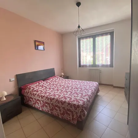 La Mansardina Casa Fiore 奥梅尼亚