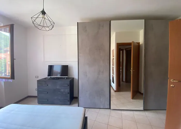 Lägenhet La Mansardina Casa Fiore Omegna